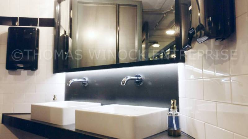 rénovation de salle de bain à Martigues par Winock Entreprise