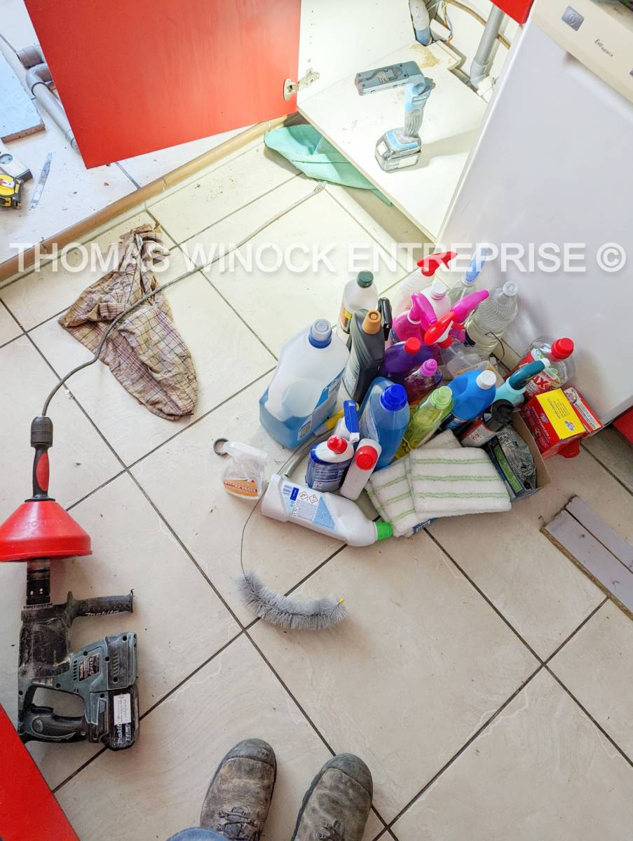 débouchage d'evacuation d'évier à Fos sur mer par Winock Entreprise à Martigues