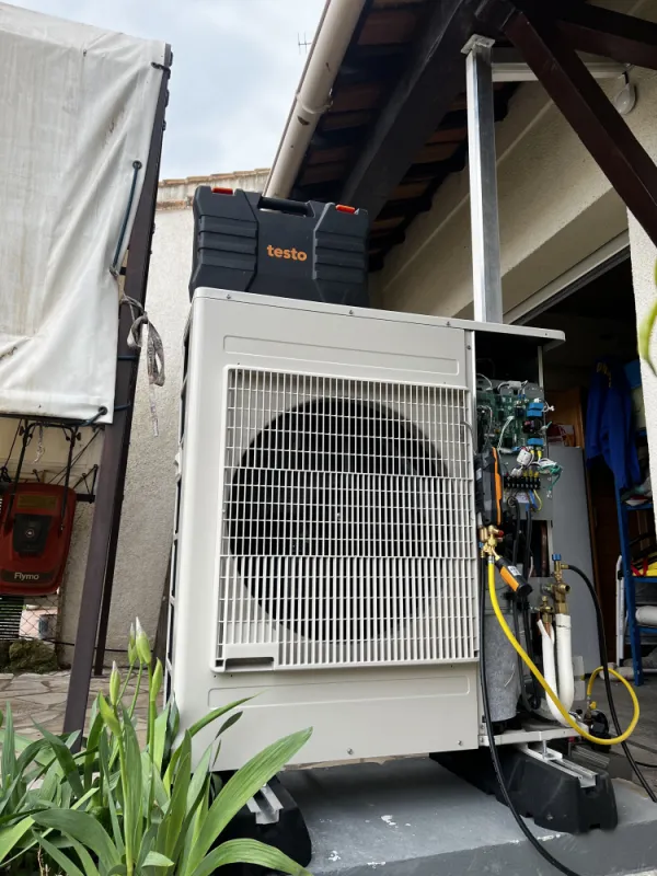 Installation de pompe à chaleur, TWE , WINOCK ENTREPRISE,  MARTIGUES
