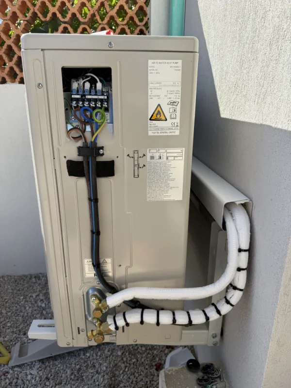 Installation de pompe à chaleur, TWE , WINOCK ENTREPRISE, AIX EN PROVENCE