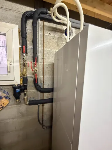 Quelles aides existent en plus de MaPrimeRénov’ et des CEE à Sausset-les-Pins pour une pompe à chaleur air eau ?, Martigues, TWE