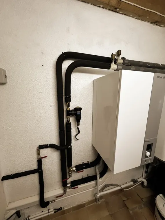 Vaut-il mieux une pompe à chaleur monobloc ou bibloc à Ensues la Redonne ? ?, Martigues, TWE