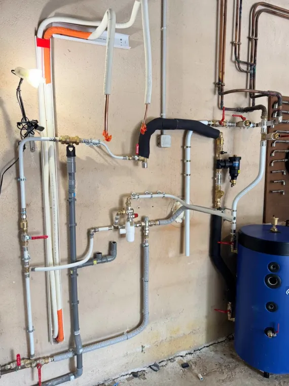 Pourquoi passer par un installateur qualifié pour conserver ses aides à Vitrolles ?, Martigues, TWE